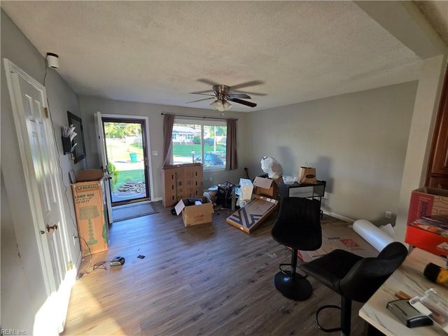 774 Old Lucas Creek RD, Newport News, VA 23602