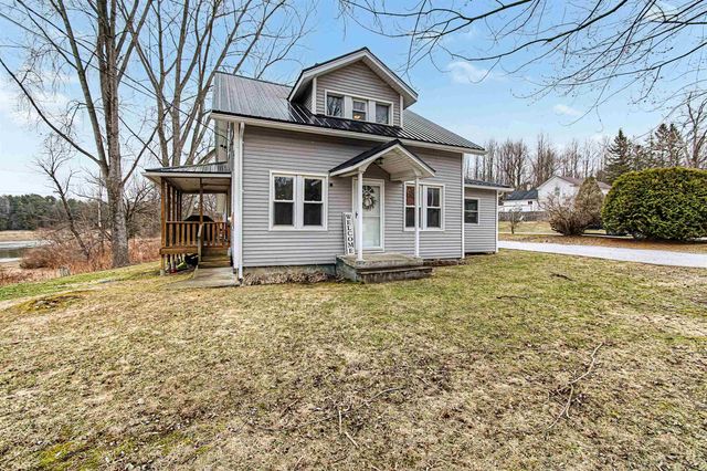 423 Highgate Road, Highgate, VT 05459
