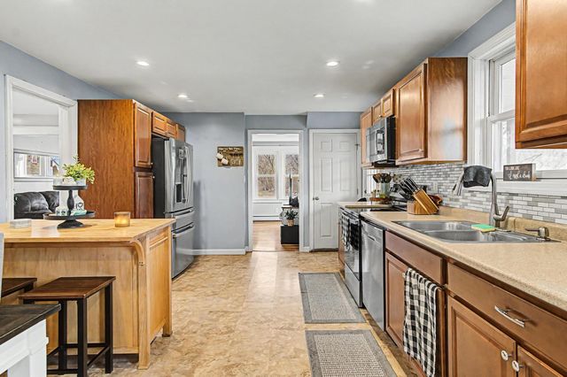 423 Highgate Road, Highgate, VT 05459