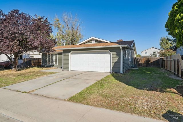 1064 Chateau, Meridian, ID 83646