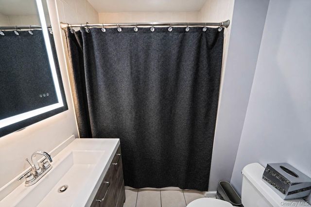 37 Champlin Street, Ronkonkoma, NY 11779