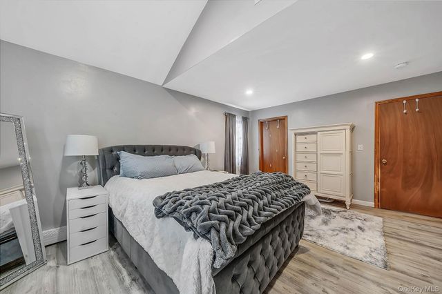 37 Champlin Street, Ronkonkoma, NY 11779