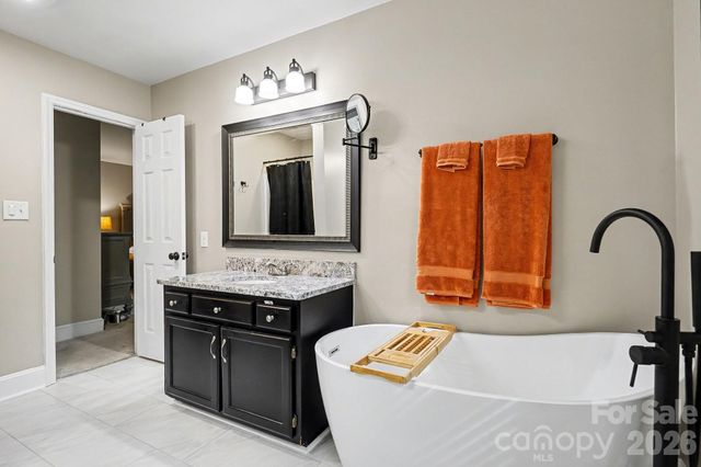 8637 Quarters Lane, Mint Hill, NC 28227