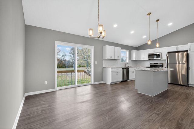 2736 Barrows Road, Columbus, OH 43232