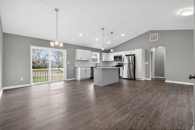 2736 Barrows Road, Columbus, OH 43232