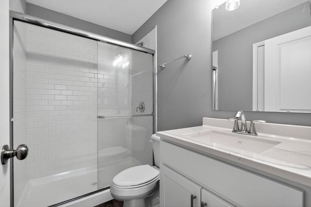 2736 Barrows Road, Columbus, OH 43232