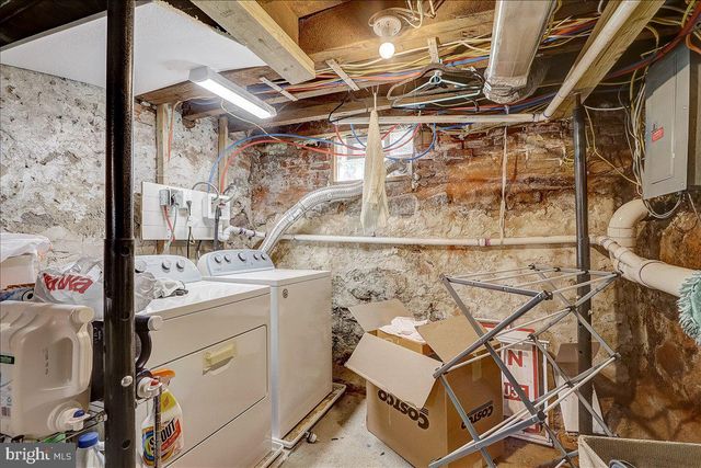 2223 N GRATZ ST, Philadelphia, PA 19132