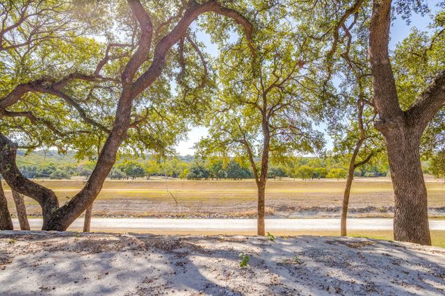 628 Athenia Drive, Fort Worth, TX 76114