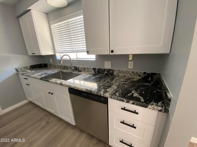 1317 W Glenrosa Avenue, Phoenix, AZ 85013