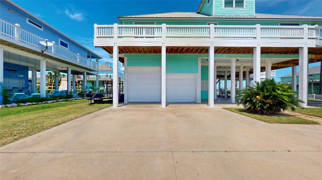 942 Kent, Crystal Beach, TX 77650