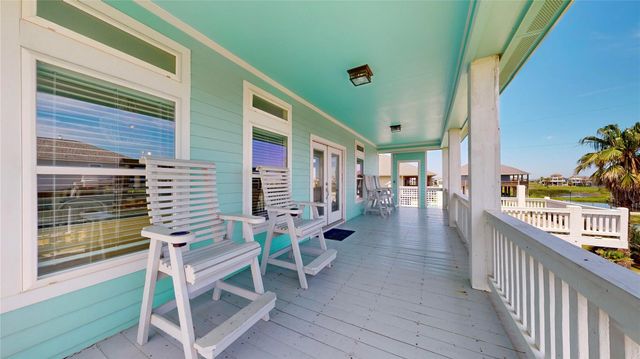 942 Kent, Crystal Beach, TX 77650