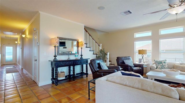 942 Kent, Crystal Beach, TX 77650