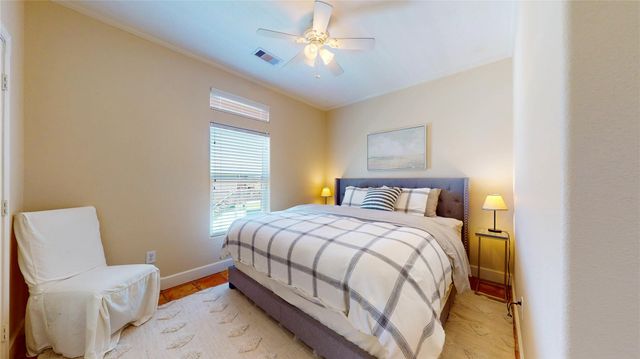 942 Kent, Crystal Beach, TX 77650