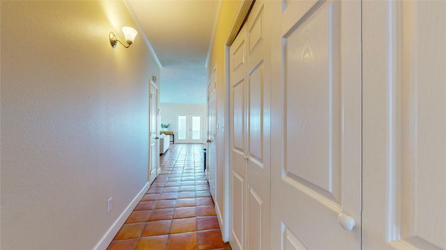 942 Kent, Crystal Beach, TX 77650