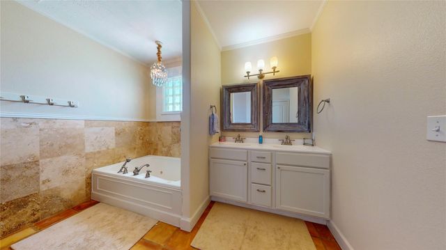 942 Kent, Crystal Beach, TX 77650