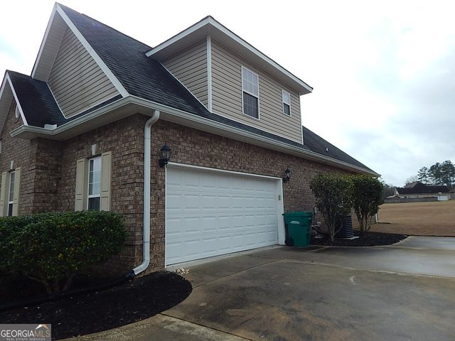 2016 Pin Oak Terrace, Bonaire, GA 31005