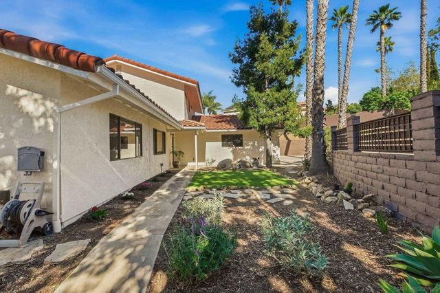 9812 Bonnie Vista Pl, La Mesa, CA 91941