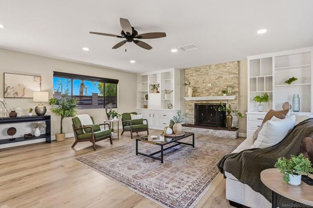 9812 Bonnie Vista Pl, La Mesa, CA 91941