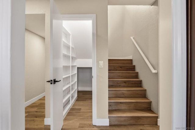 9812 Bonnie Vista Pl, La Mesa, CA 91941