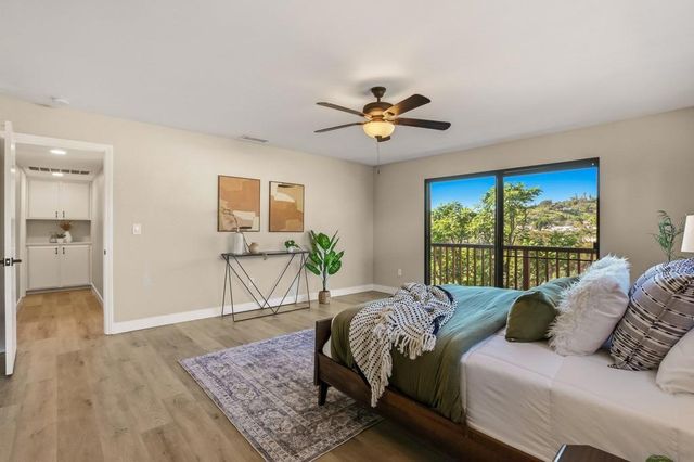 9812 Bonnie Vista Pl, La Mesa, CA 91941