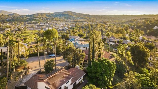 9812 Bonnie Vista Pl, La Mesa, CA 91941