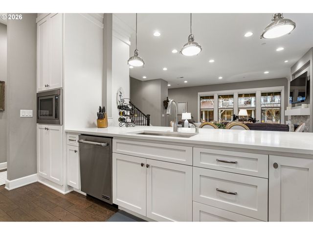 4051 Nw 76TH Ave 110, Camas, WA 98607