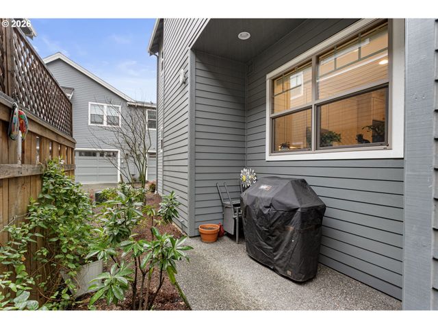 4051 Nw 76TH Ave 110, Camas, WA 98607