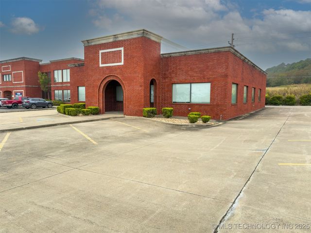 719 S George Nigh Expressway, Mcalester, OK 74501