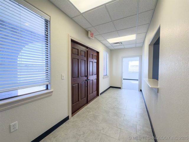 719 S George Nigh Expressway, Mcalester, OK 74501