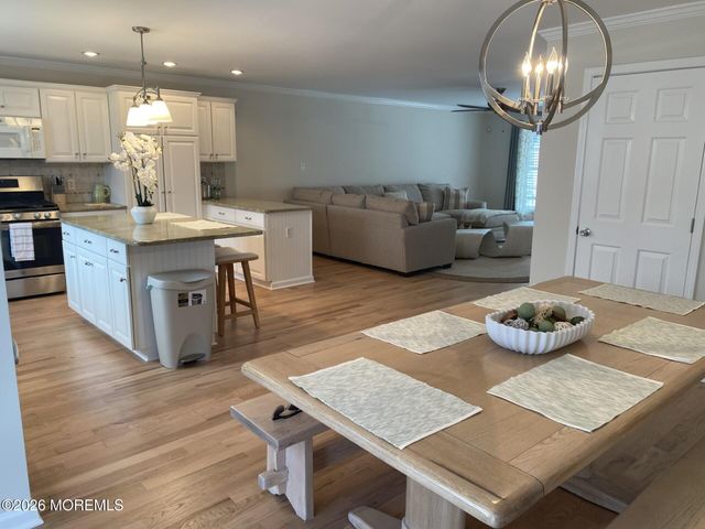 21 Jersey City Avenue, Lavallette, NJ 08735