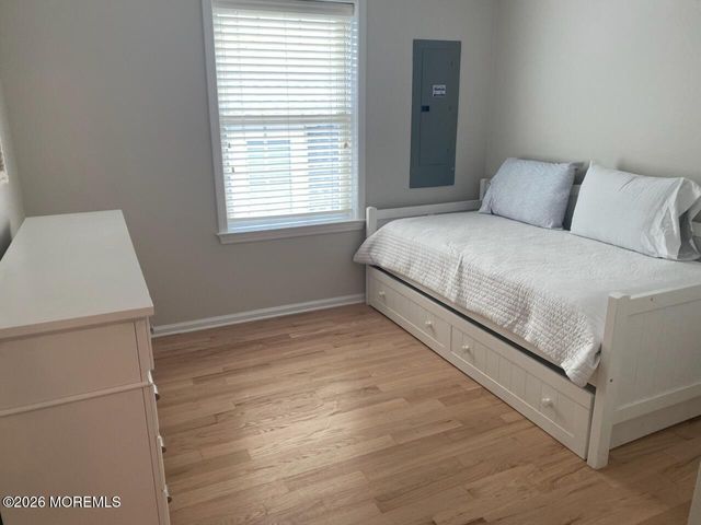 21 Jersey City Avenue, Lavallette, NJ 08735