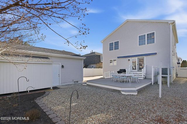 21 Jersey City Avenue, Lavallette, NJ 08735