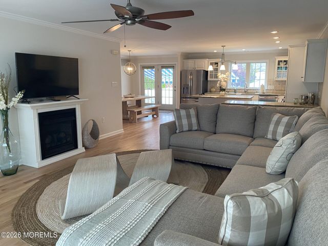 21 Jersey City Avenue, Lavallette, NJ 08735