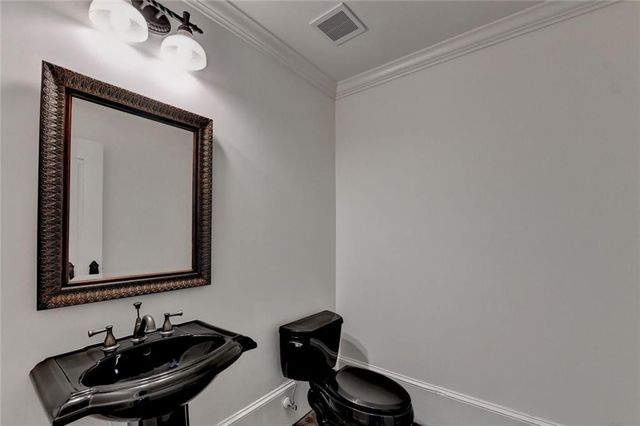 5669 Legends Club Circle, Braselton, GA 30517