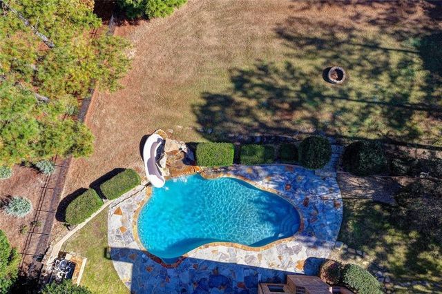 5669 Legends Club Circle, Braselton, GA 30517
