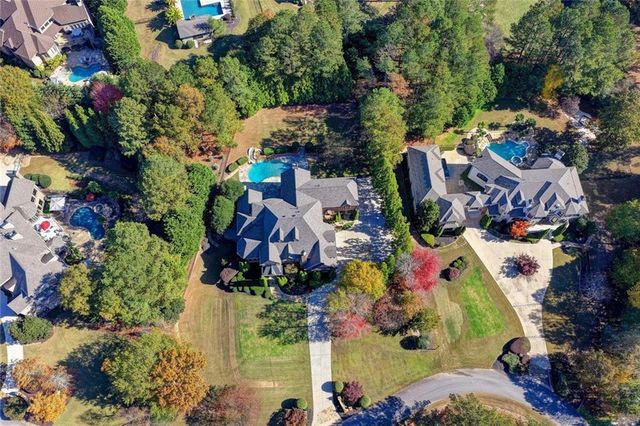 5669 Legends Club Circle, Braselton, GA 30517