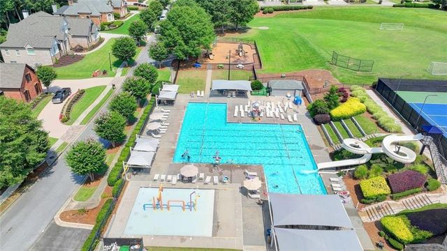5669 Legends Club Circle, Braselton, GA 30517