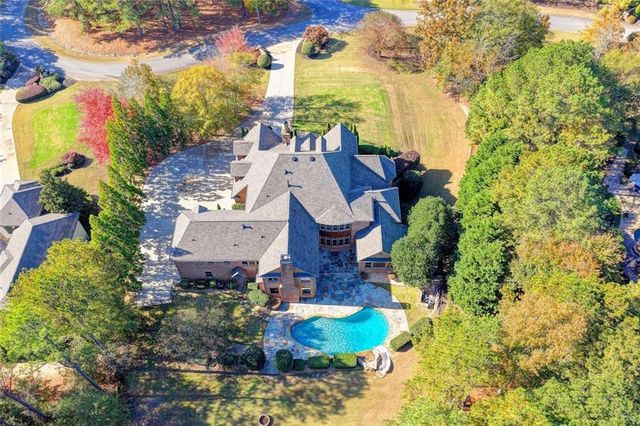 5669 Legends Club Circle, Braselton, GA 30517