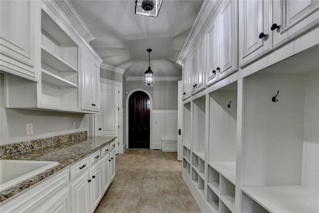 5669 Legends Club Circle, Braselton, GA 30517