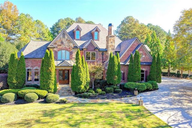 5669 Legends Club Circle, Braselton, GA 30517