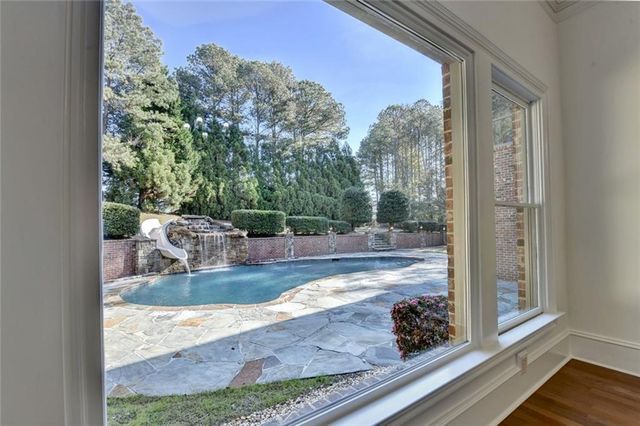 5669 Legends Club Circle, Braselton, GA 30517