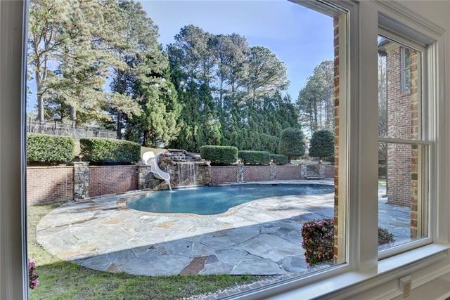 5669 Legends Club Circle, Braselton, GA 30517