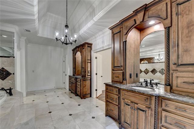 5669 Legends Club Circle, Braselton, GA 30517