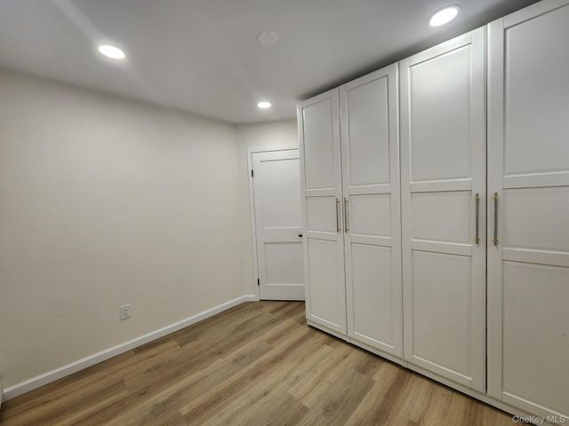 46 W Clearwater Road, Lindenhurst, NY 11757