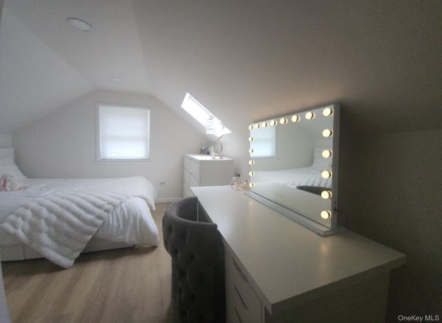 46 W Clearwater Road, Lindenhurst, NY 11757