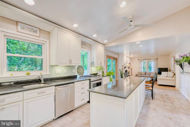 15213 REDGATE DR, Silver Spring, MD 20905