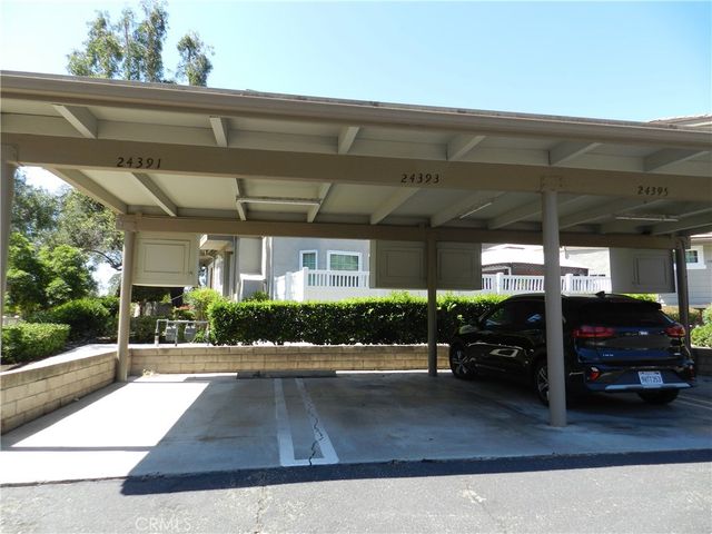 24393 Hillsdale 18, Laguna Hills, CA 92653