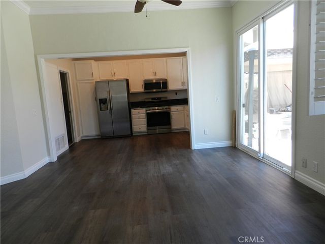 24393 Hillsdale 18, Laguna Hills, CA 92653