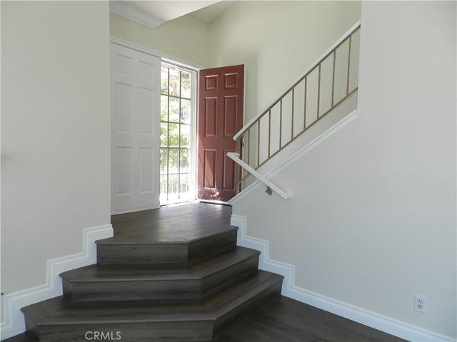 24393 Hillsdale 18, Laguna Hills, CA 92653