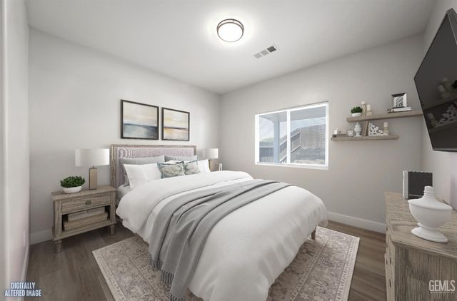 8326 Tucana Avenue, Bakersfield, CA 93306